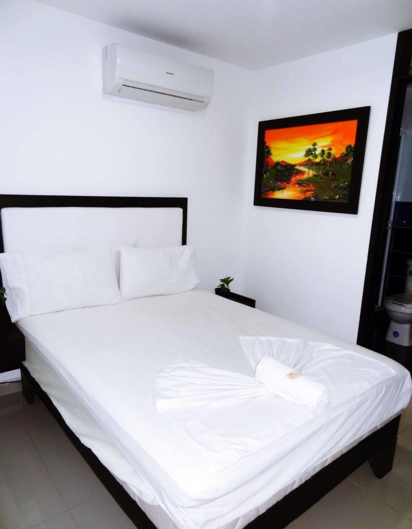Hotel Azulejo Del Llano Йопал Екстериор снимка