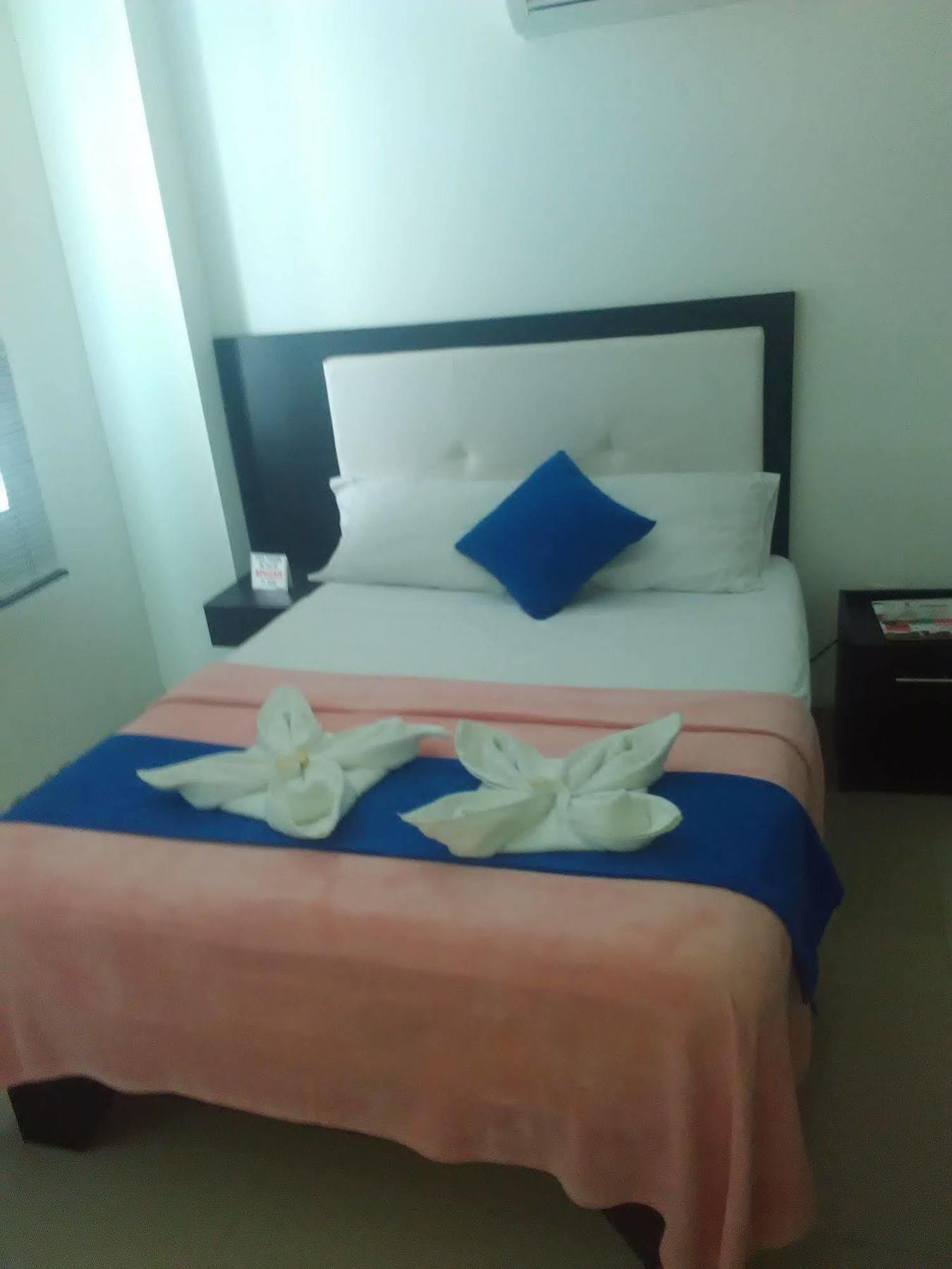 Hotel Azulejo Del Llano Йопал Екстериор снимка